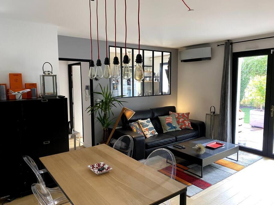 Appartement Avec Jacuzzi - Climatisation - Parking Bordeaux Extérieur photo